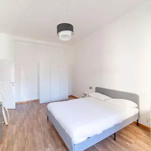 Hbhall Residenze Darsena Italië