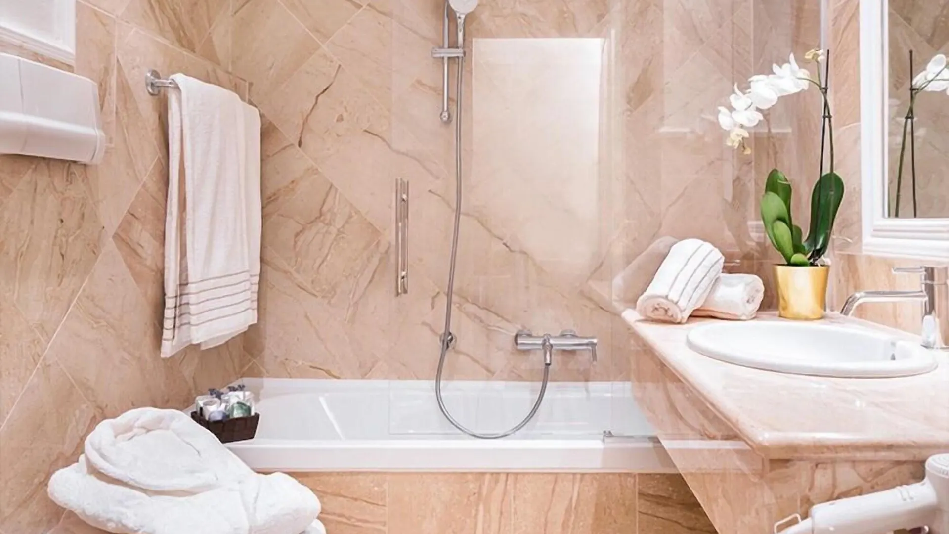 Magville Milan Hotel